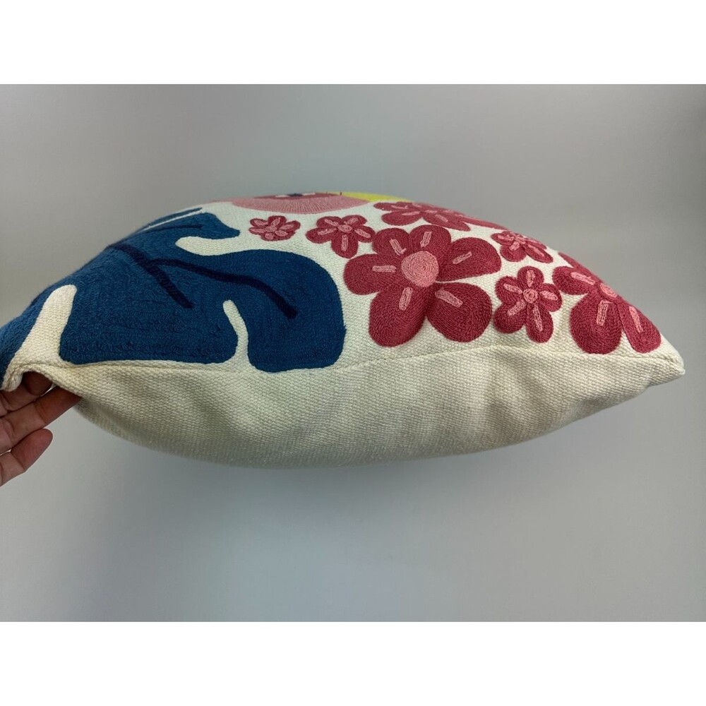 Chelsea And Theodore Embroidery Crewl Bird Pillow Decrative Accent New 18" x 18" - Picture 5 of 8